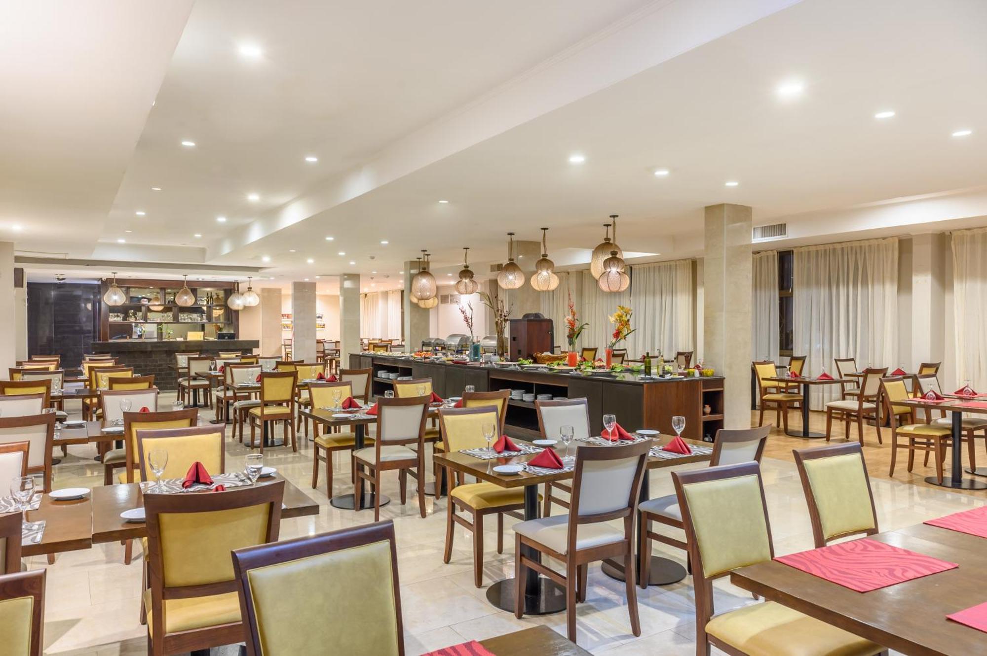 פוארטו איגואסו Exe Hotel Cataratas מראה חיצוני תמונה The restaurant